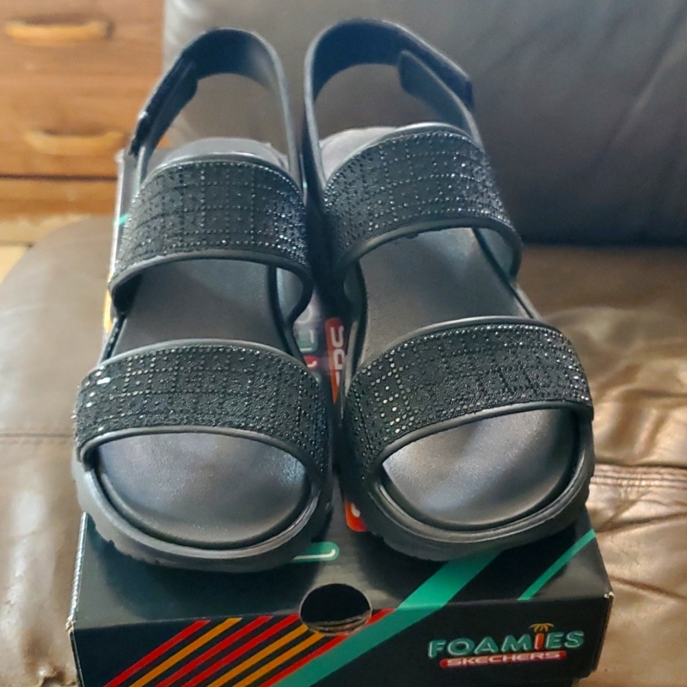 Skechers foamies